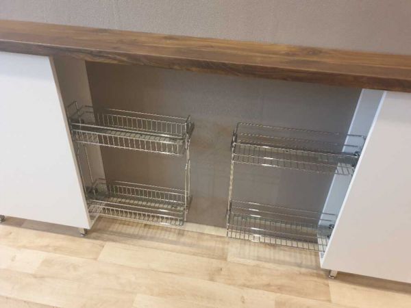 Truhlářství Záruba - Interiérový nábytek na míru (24)