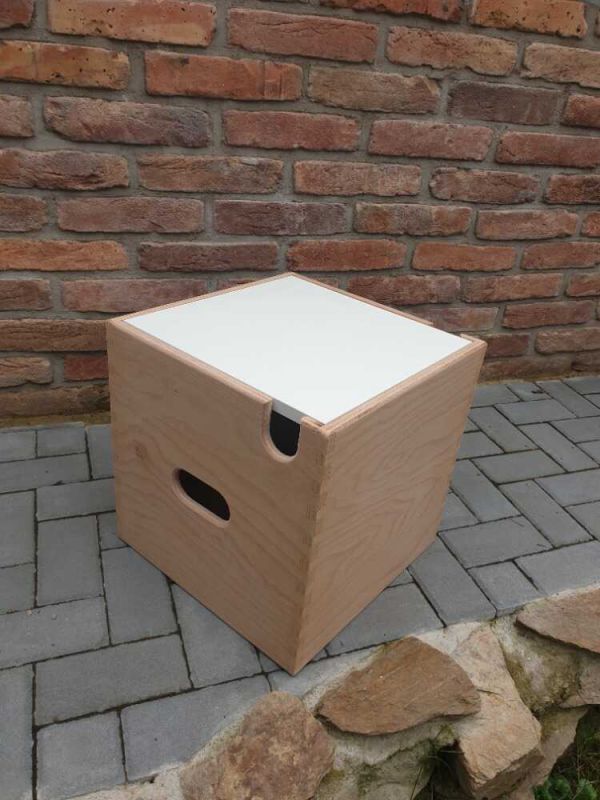 Truhlářství Záruba - Interiérový nábytek na míru (27)