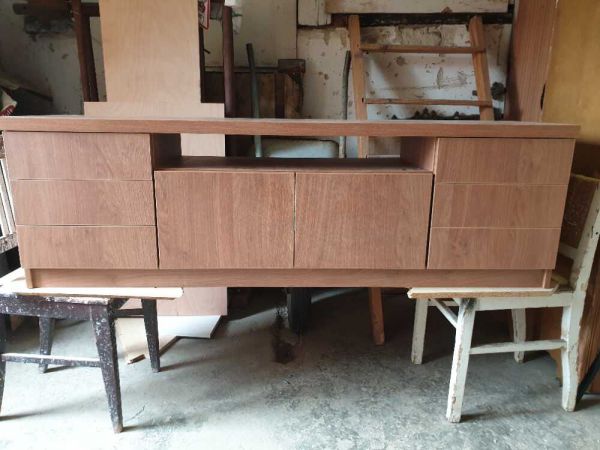 Truhlářství Záruba - Interiérový nábytek na míru (30)