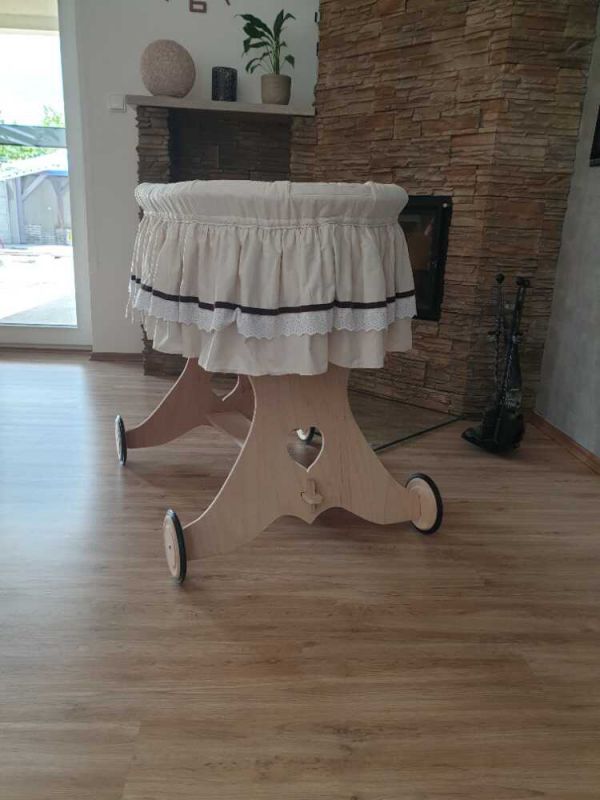 Truhlářství Záruba - Pokládka plovoucích podlah (01)