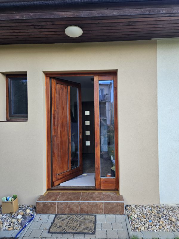 Truhlářství Záruba - Montáže dveří (05)